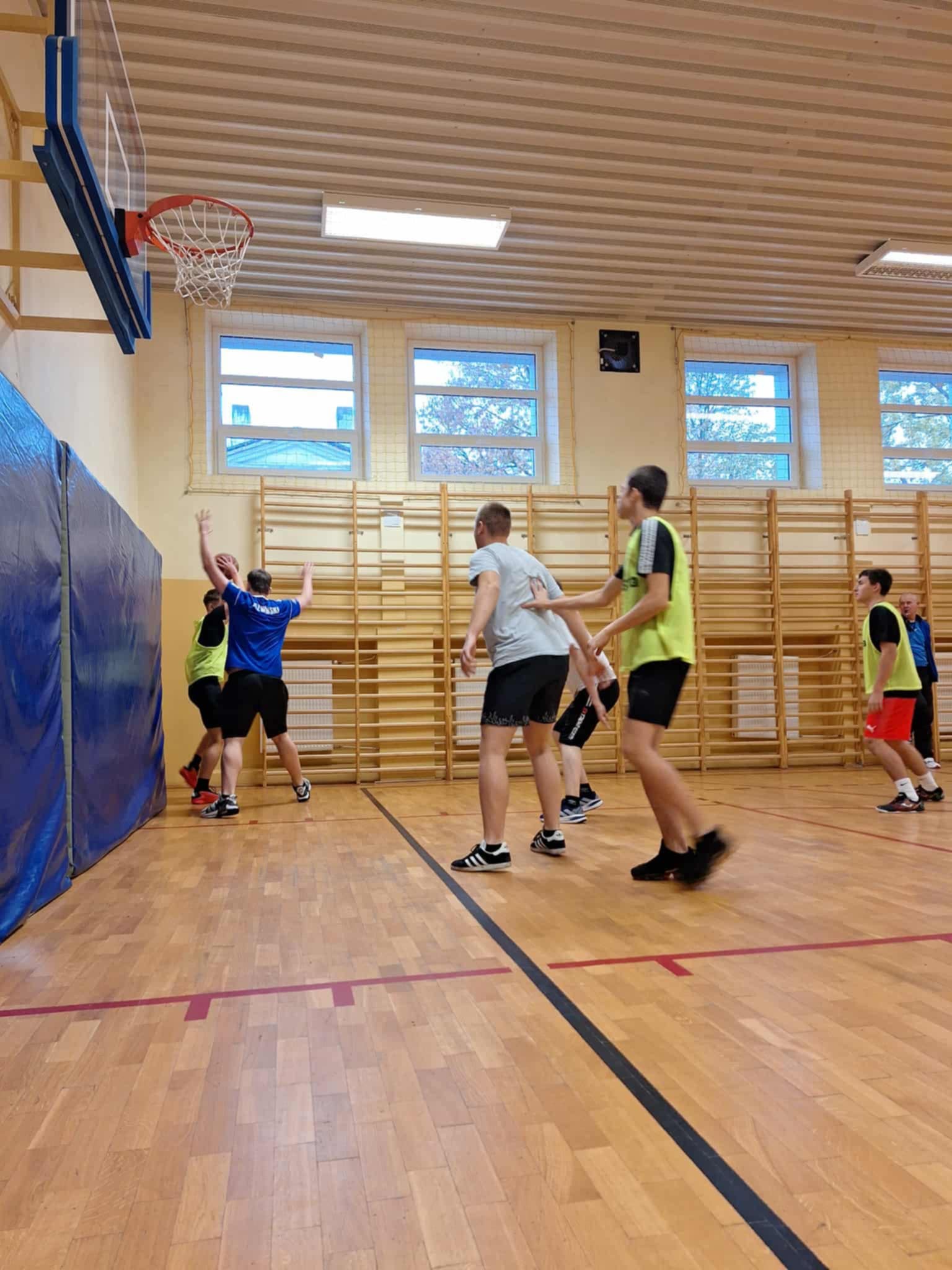 569388446_1269885491610996_7637461428382411807_n