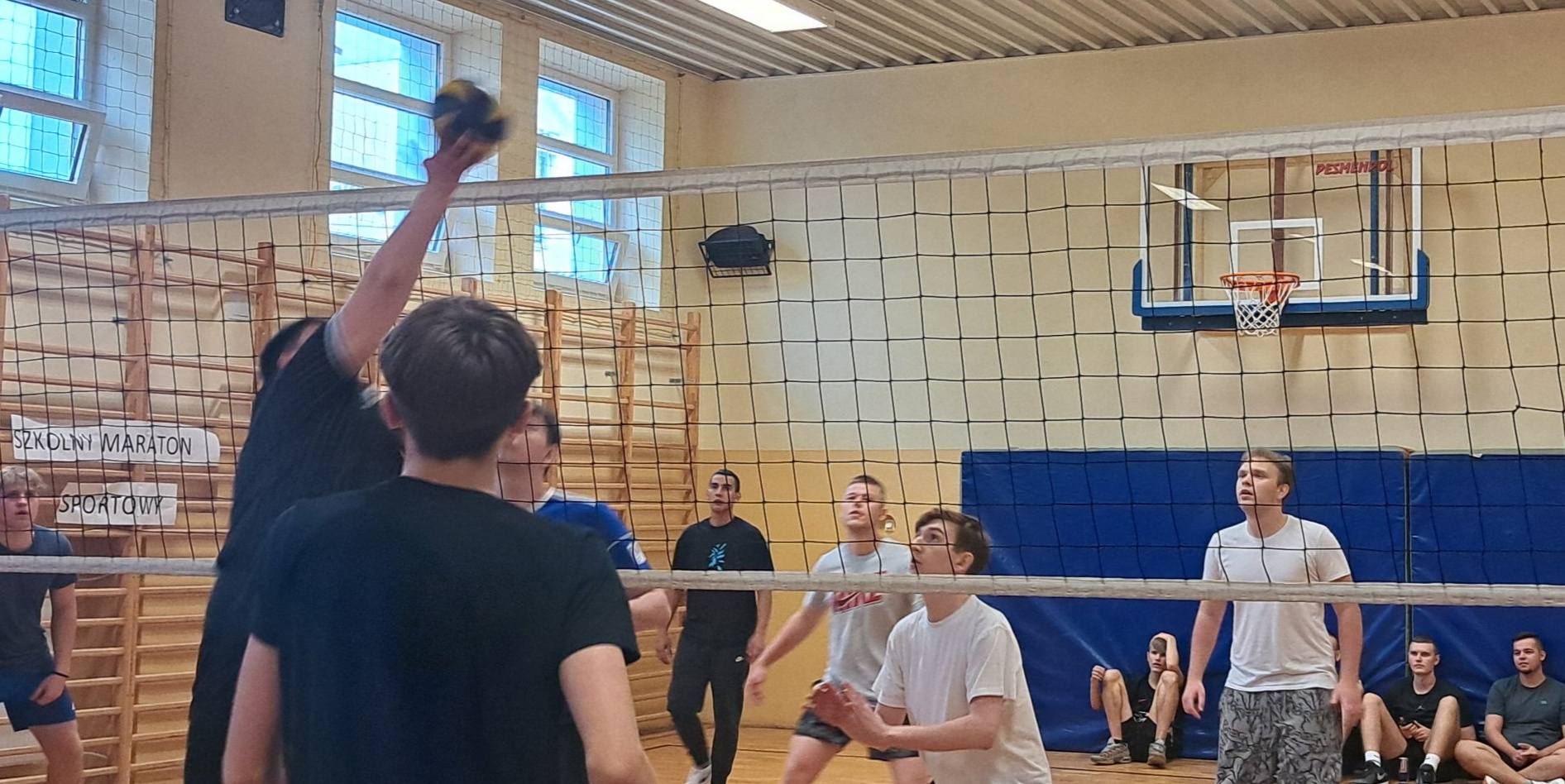 571122882_1269882004944678_989078963610105683_n