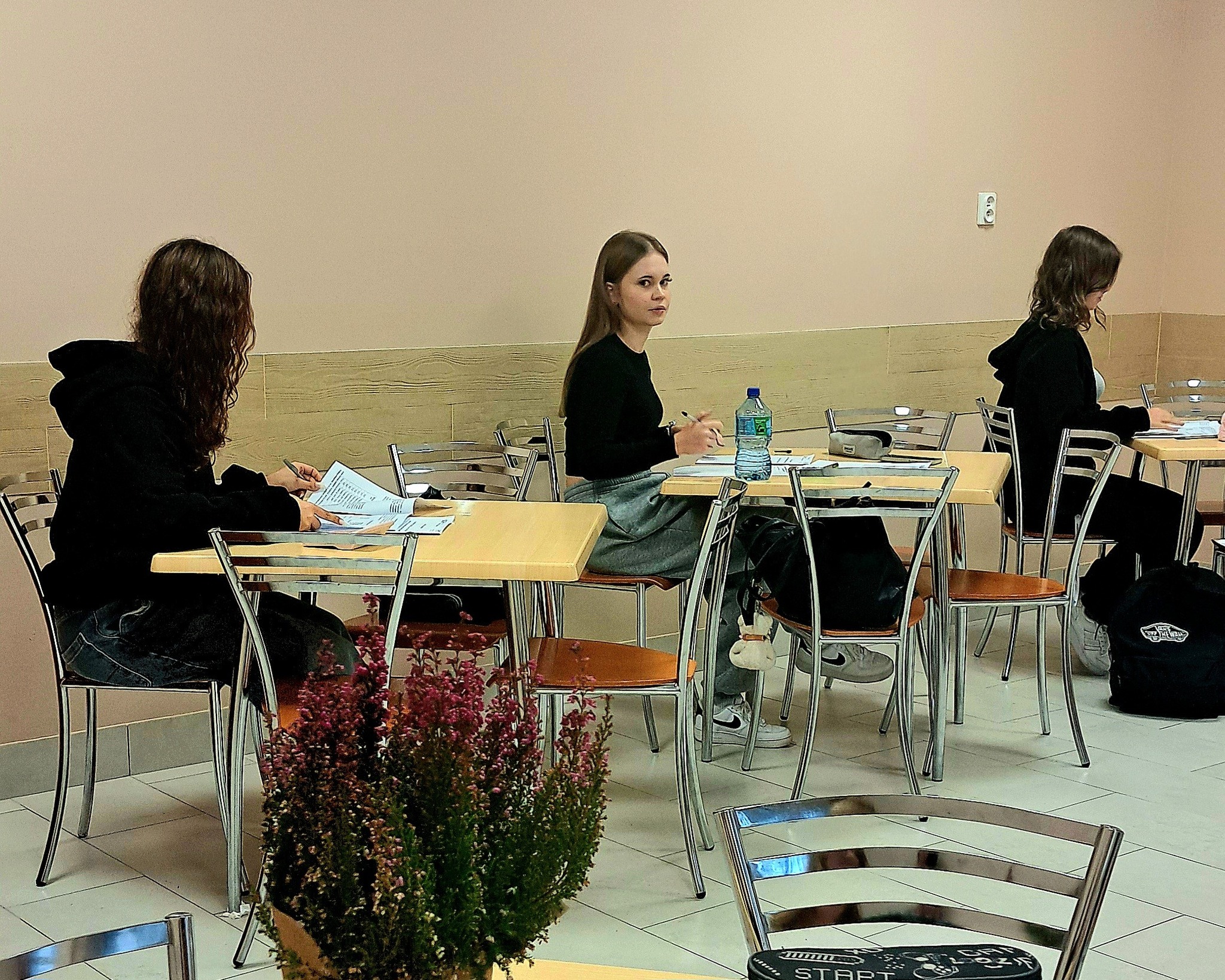 571173355_1270087848257427_8816739576695680396_n