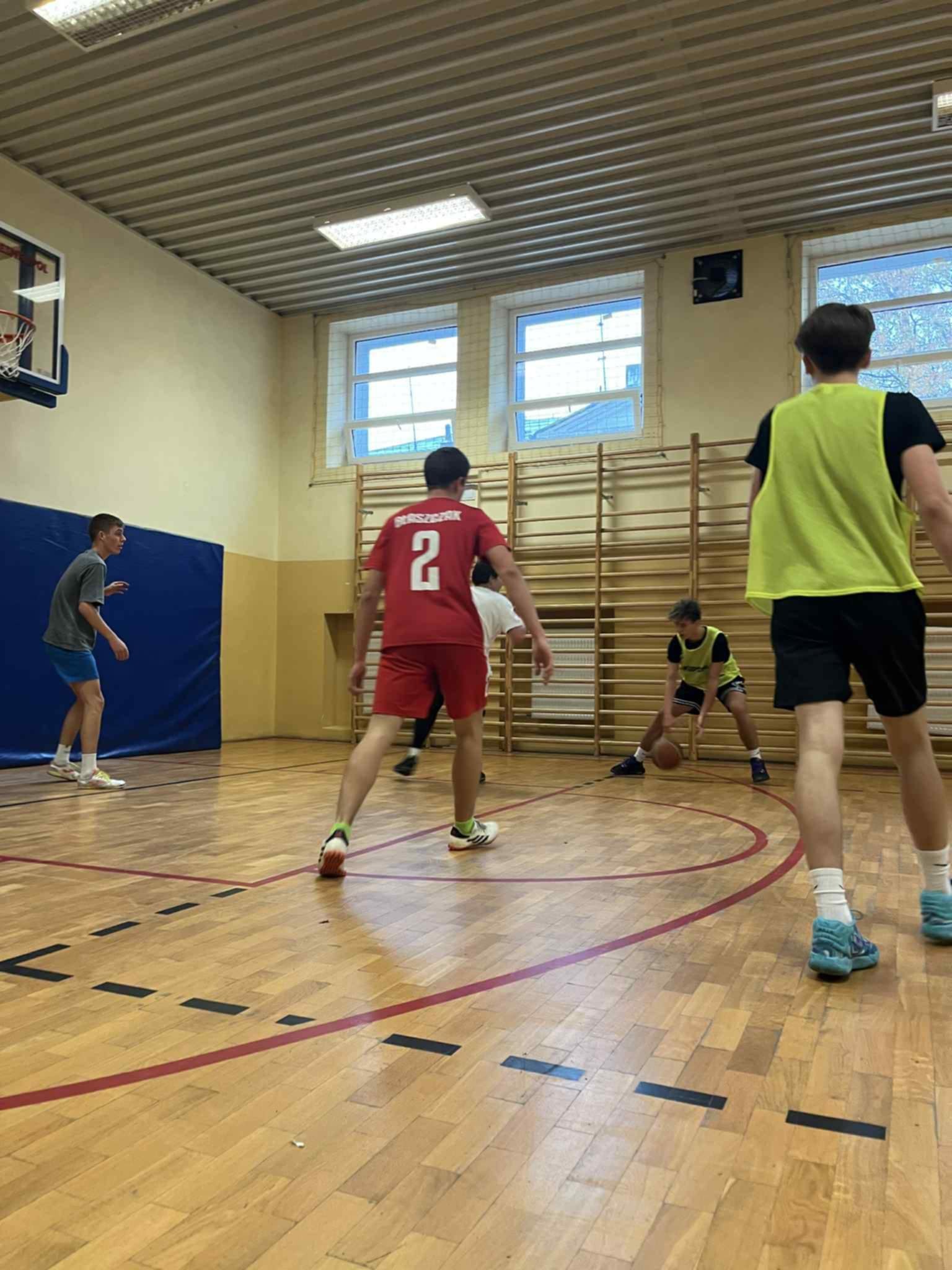 571251821_1269885414944337_617753129366954321_n