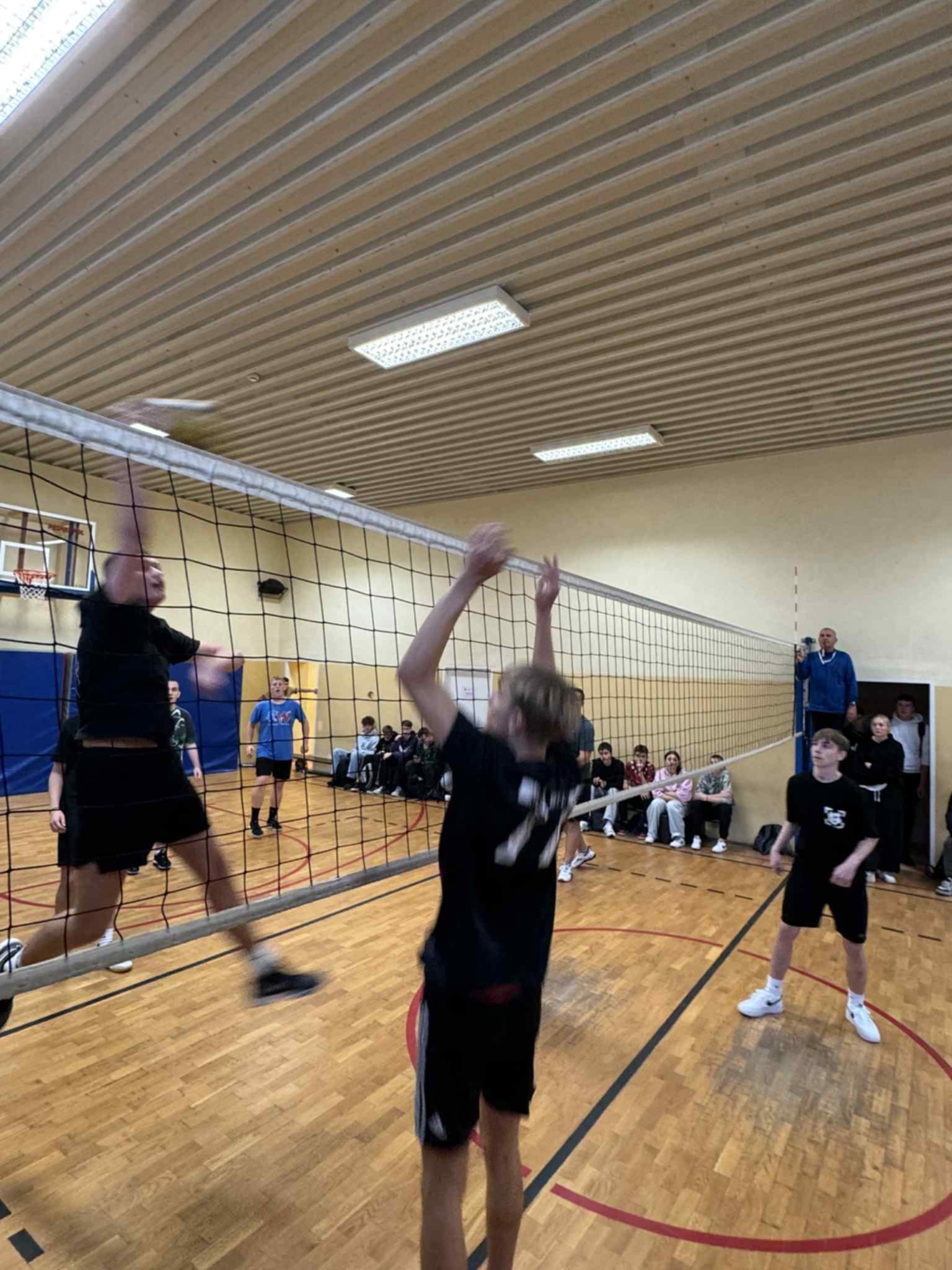 572966374_1269885921610953_5646616875824384572_n (1)