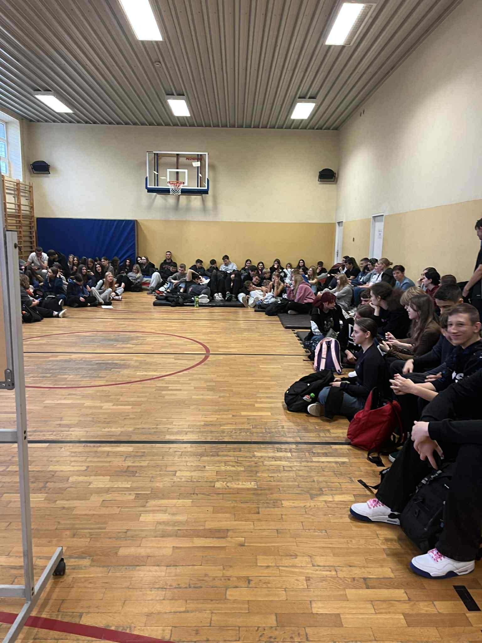 ca005b52-84d9-4a8d-8f59-0a98171f63be