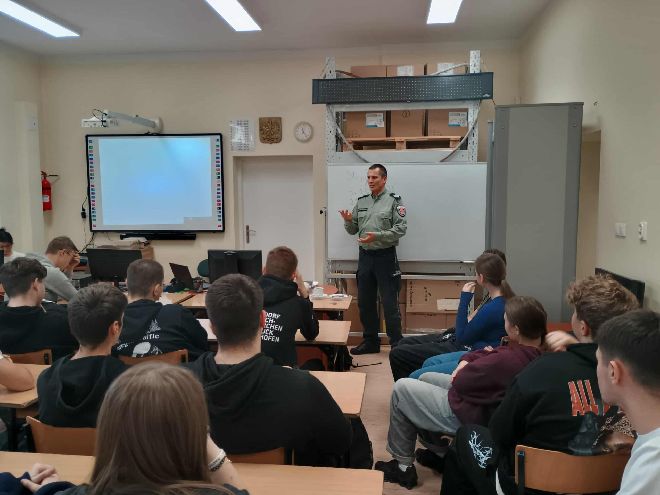 08018f68-4062-4167-8f4f-38e9dcce304d