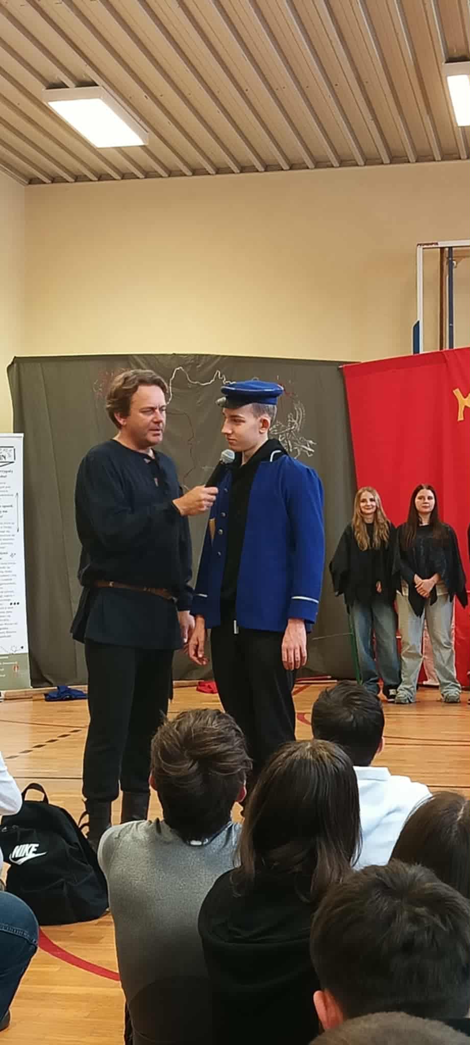 4d73fc96-0a78-4bab-8ba5-6c6e2076f42a