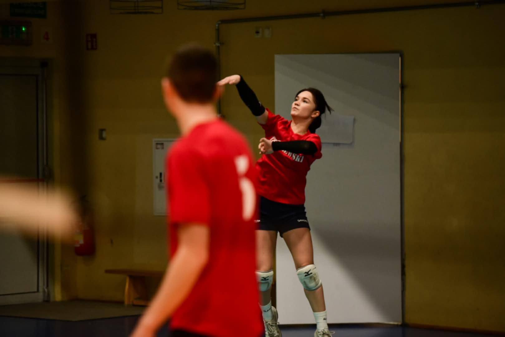 581313958_1285067513426127_7391592330722347224_n