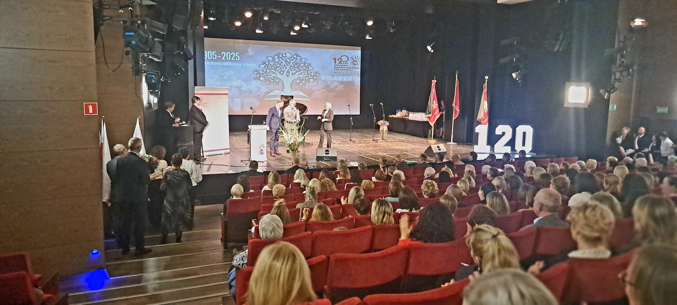 582782502_1287543253178553_3934785680344874036_n