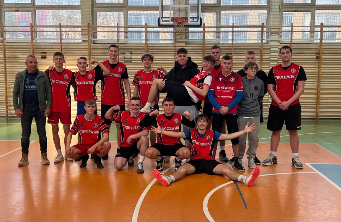 583044435_1285846990014846_8570430938529606782_n