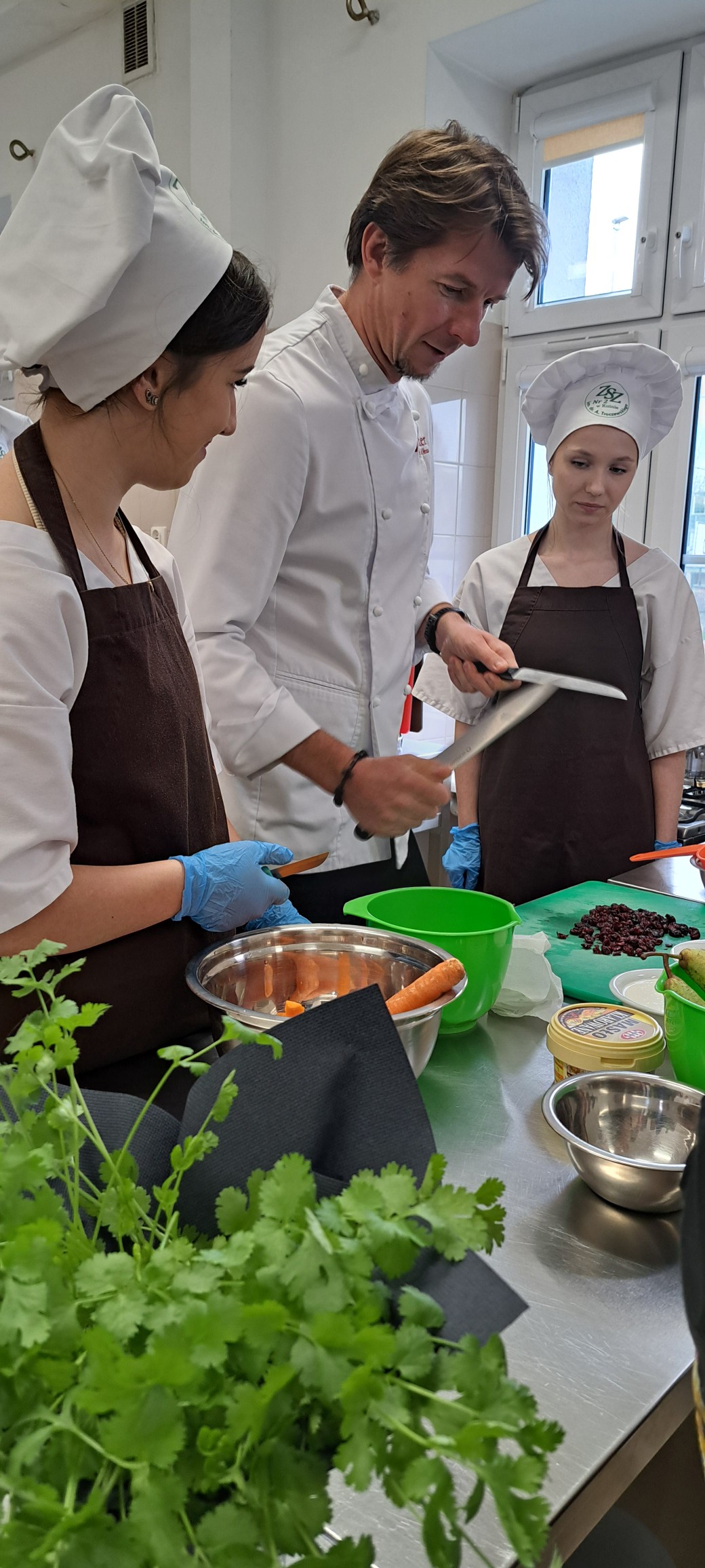 588145276_1293674265898785_812270933085593090_n