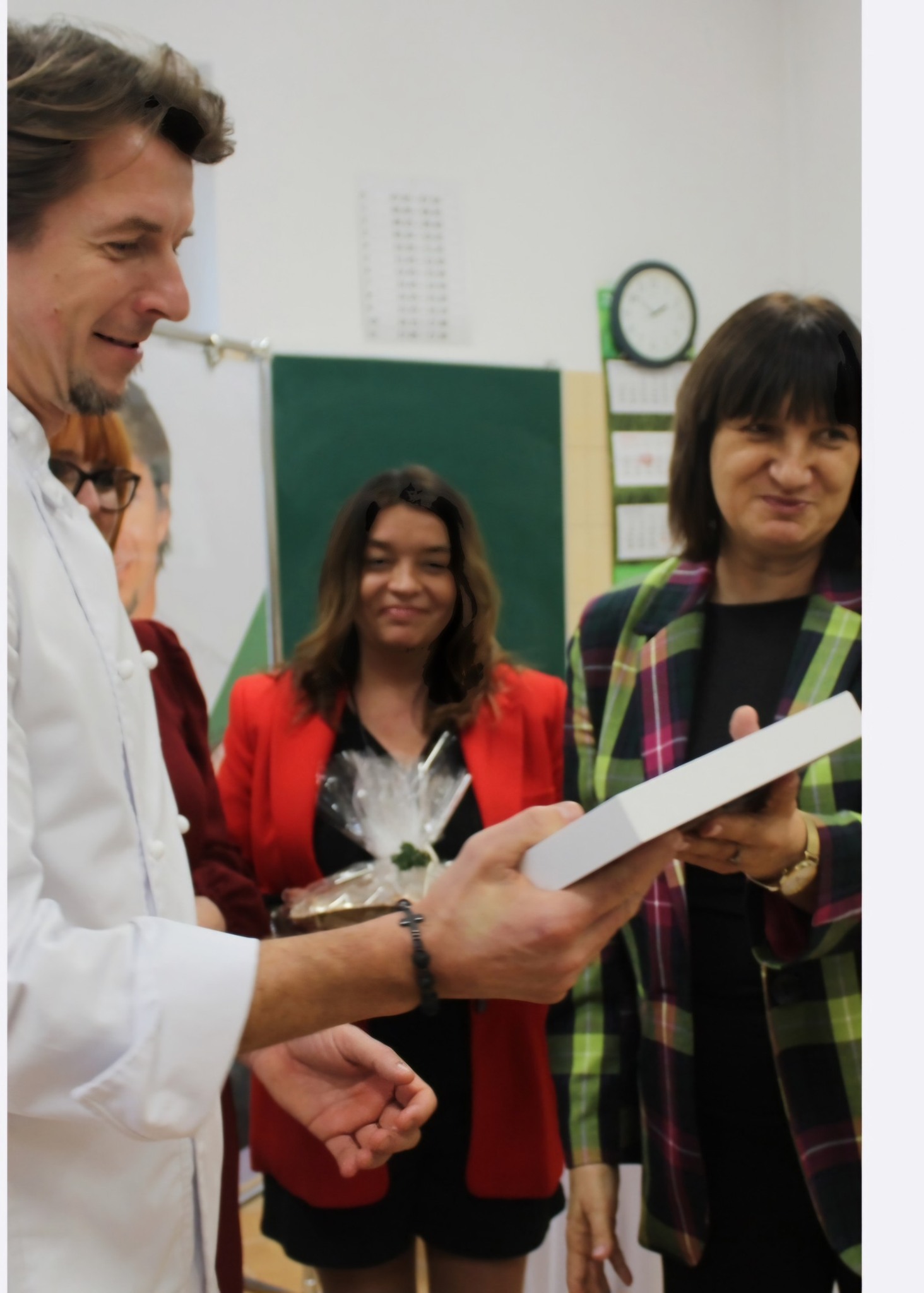 588304748_1293674712565407_5778484010560801998_n