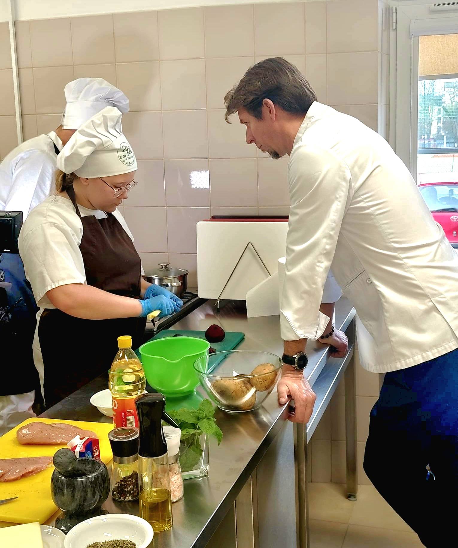 588363850_1293667925899419_3703857899698866656_n