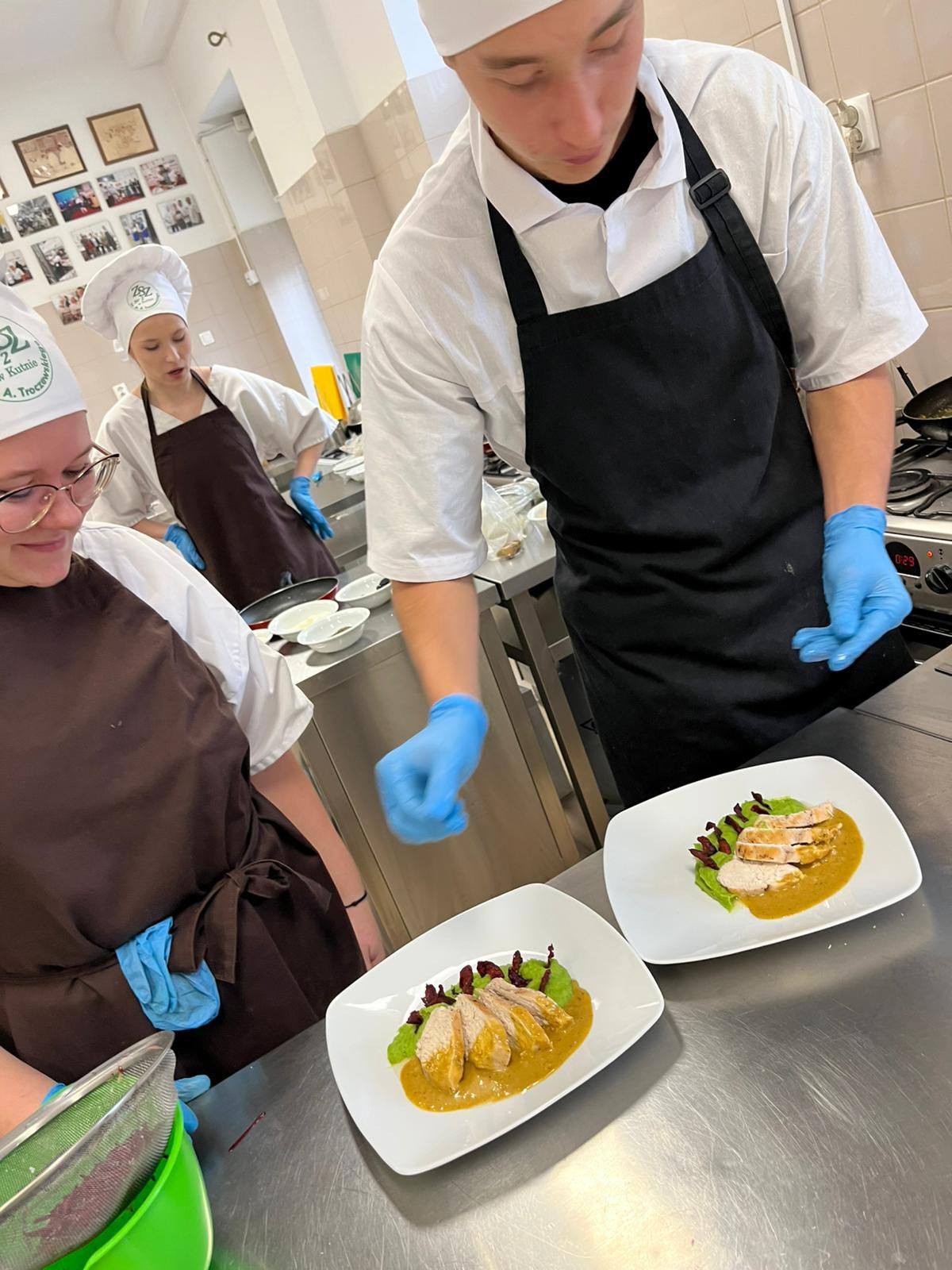 588414635_1293668389232706_5794346419469113667_n