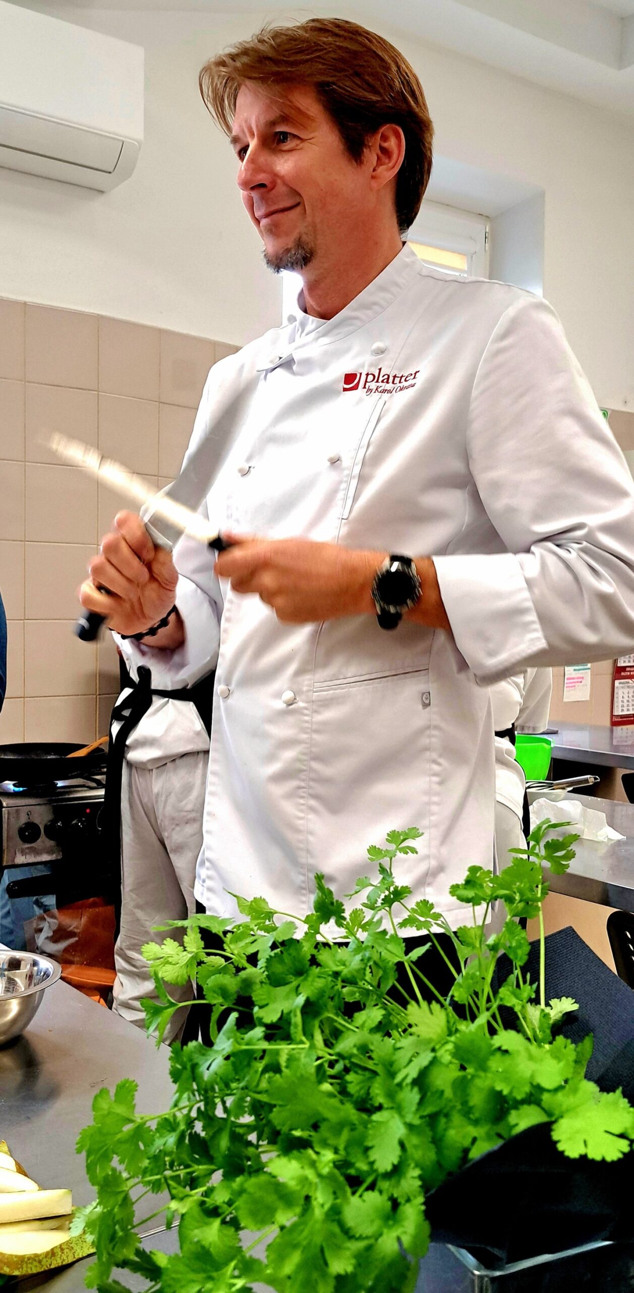 588475192_1293675035898708_6704251068672460539_n