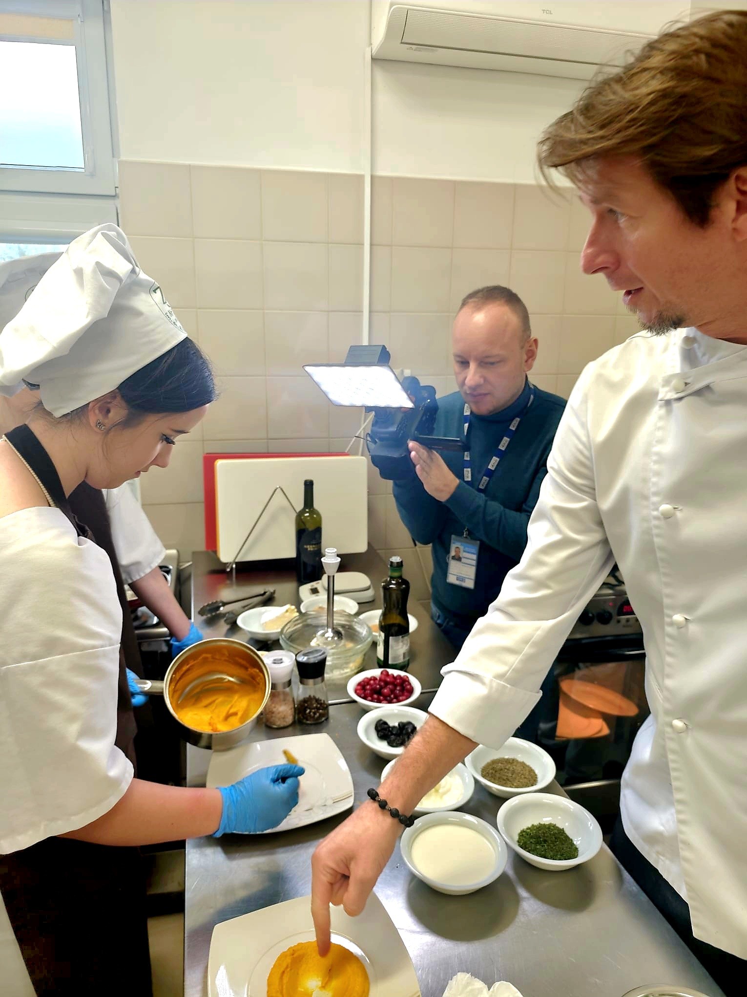 588477419_1293673925898819_2652519771506740813_n