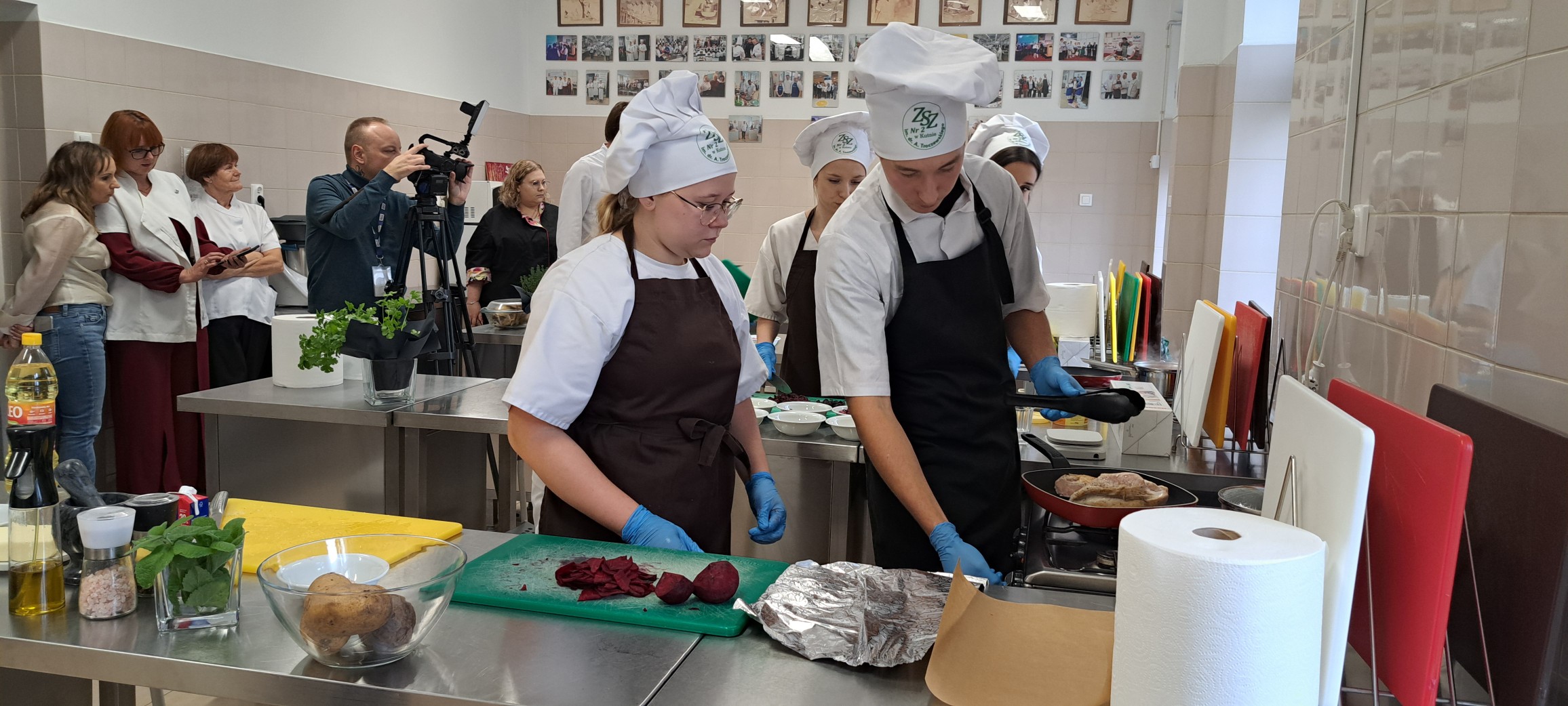 588743565_1293674242565454_5058077564346732380_n