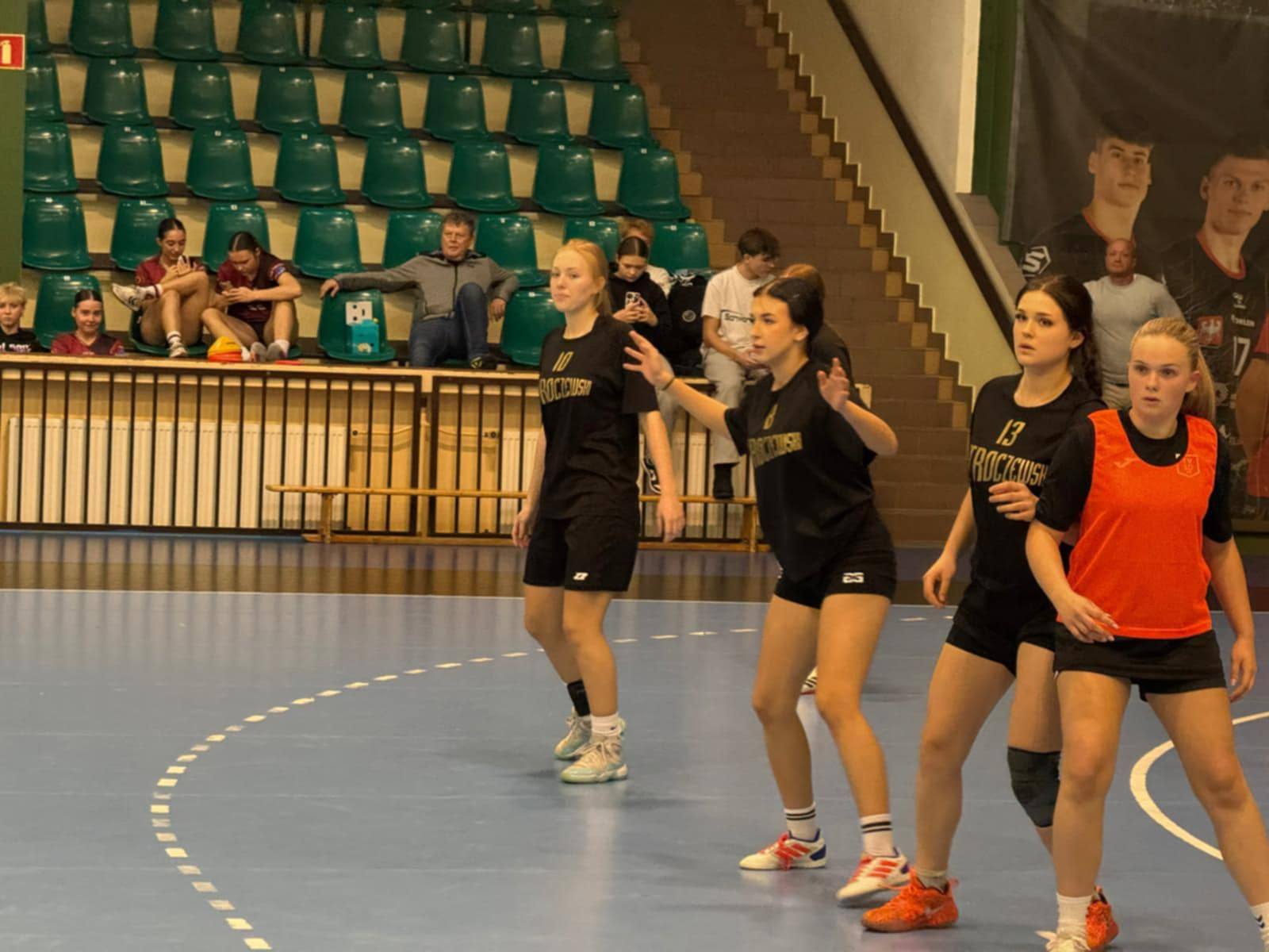 589623416_1295713422361536_4426654543695468158_n