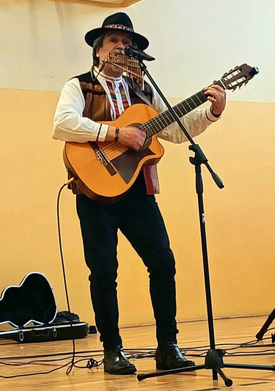 590588206_1297152108884334_4190876052734059994_n