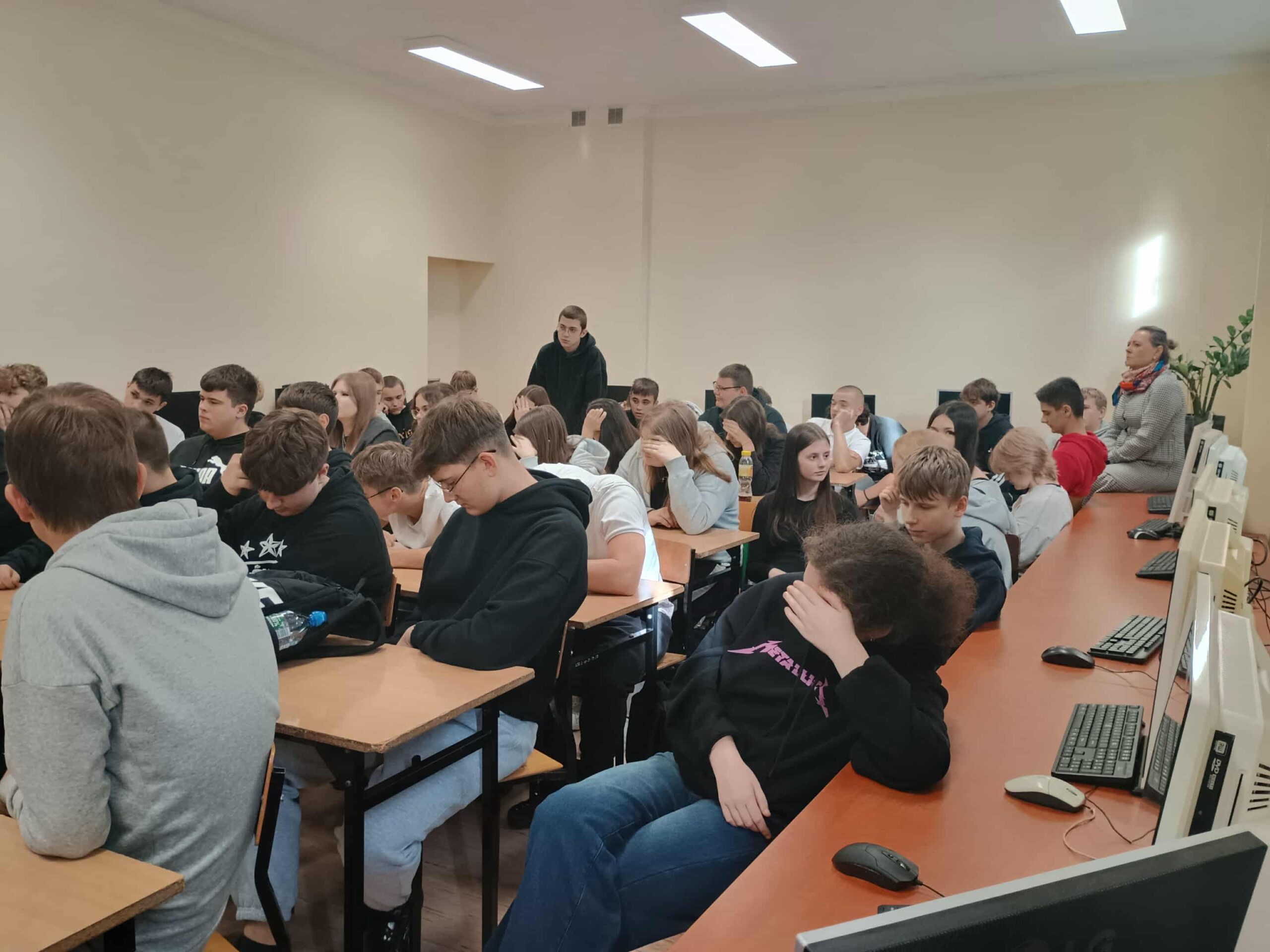 6acc916e-656b-4bef-90ca-227ad729f489