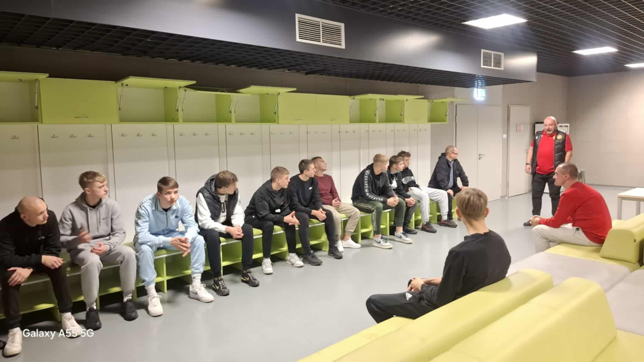 81343877-a44a-46b0-8b9c-9f3e2775b4c6