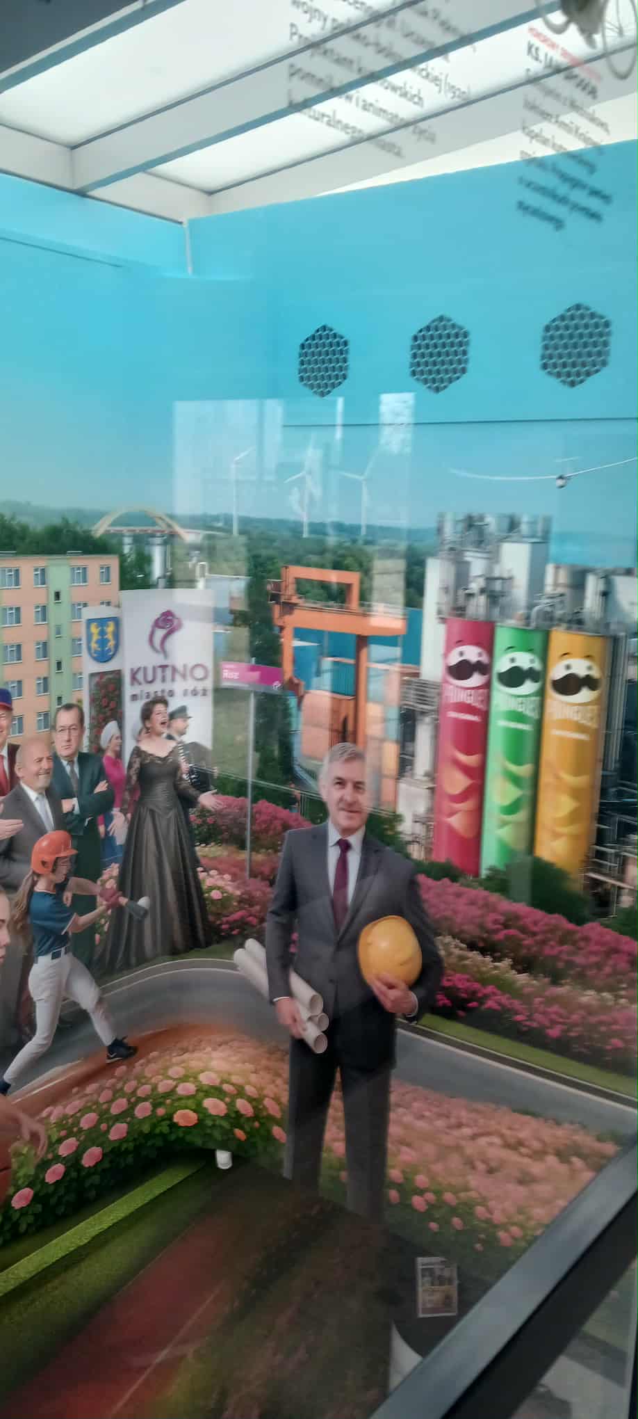 c2d83c91-930d-4607-8f82-2bc820dd10e1