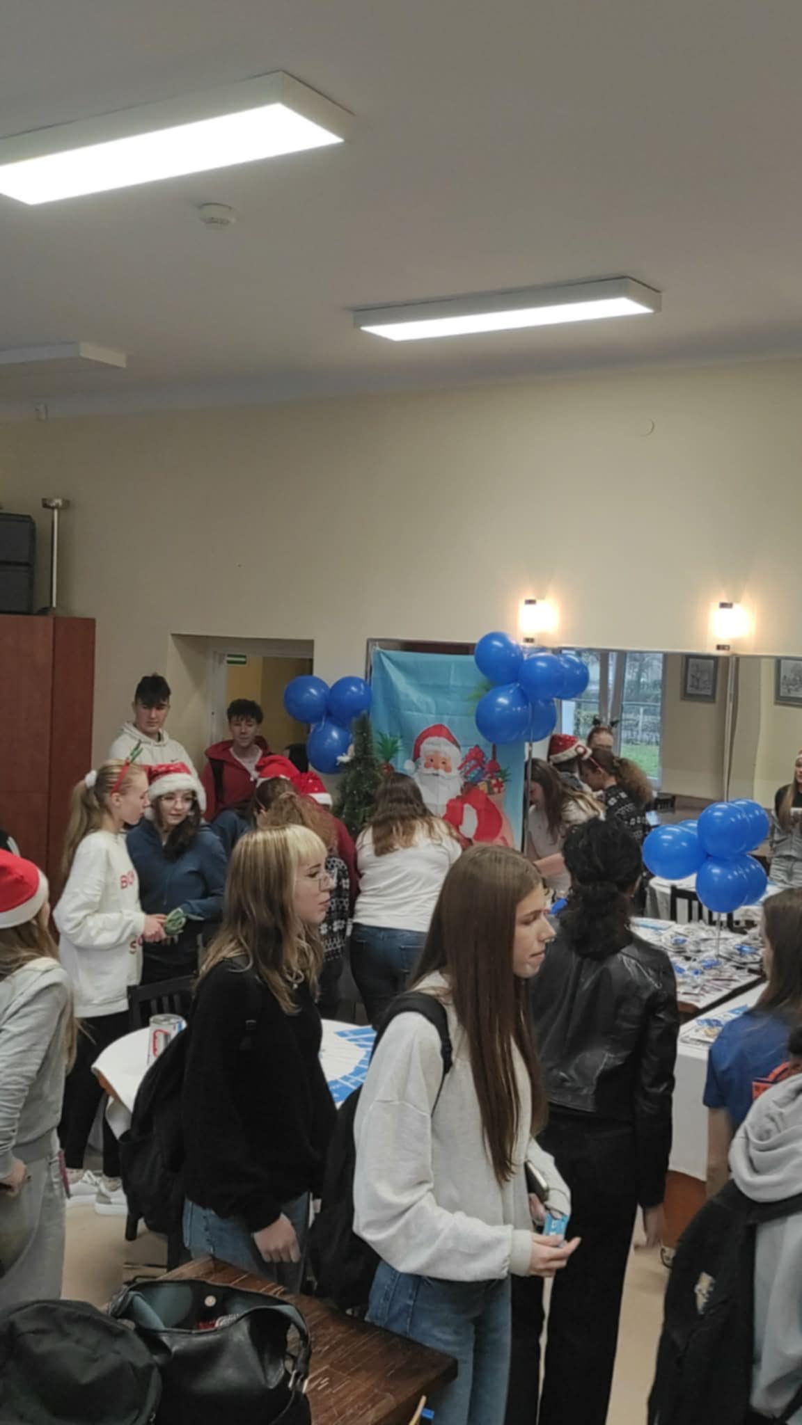 45bcdd93-683a-4e5a-b00f-9a352ea7ee4e