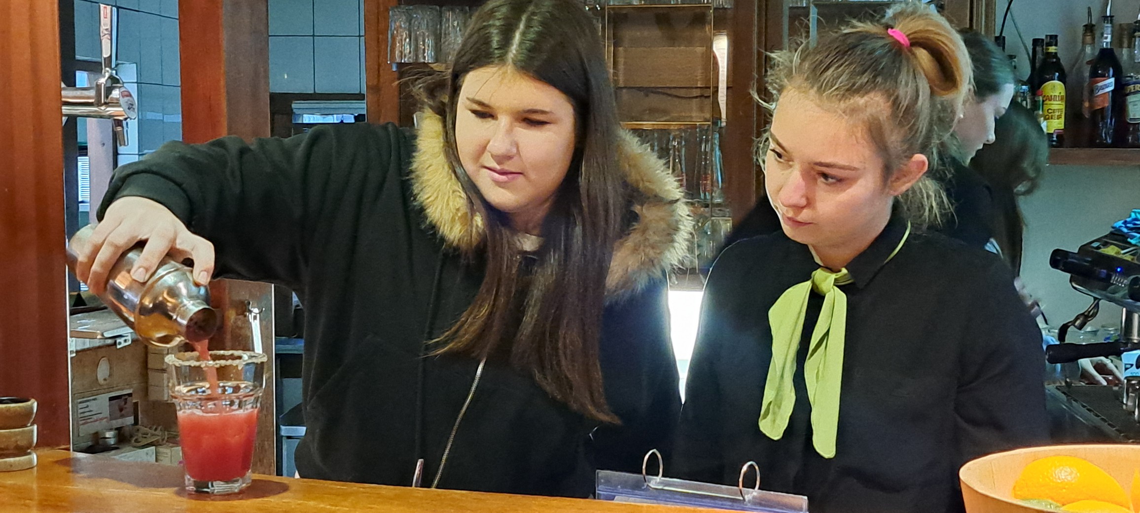 594054823_1300765418523003_7862216622492560136_n