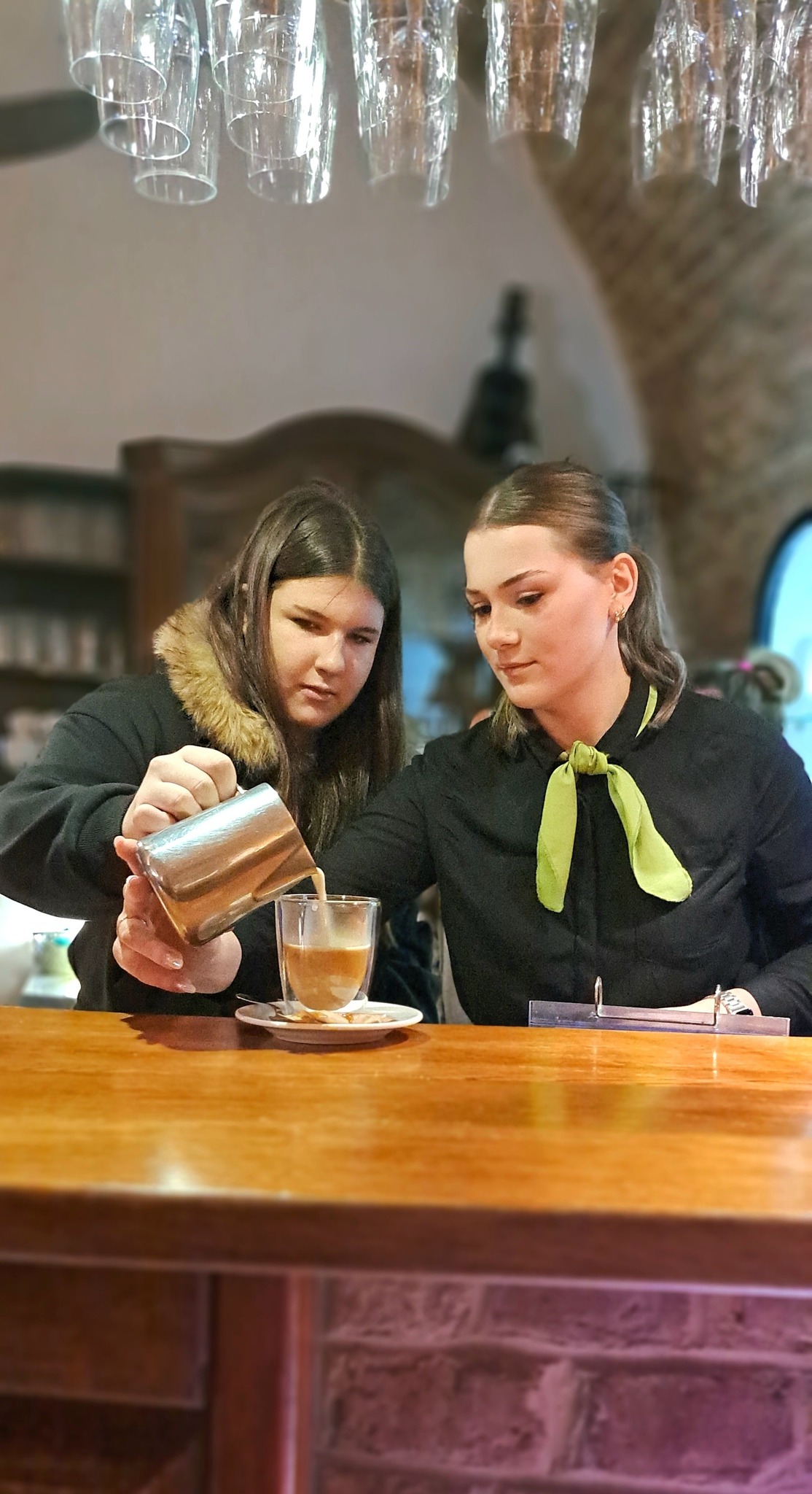 594074876_1300763458523199_8802640277446522634_n