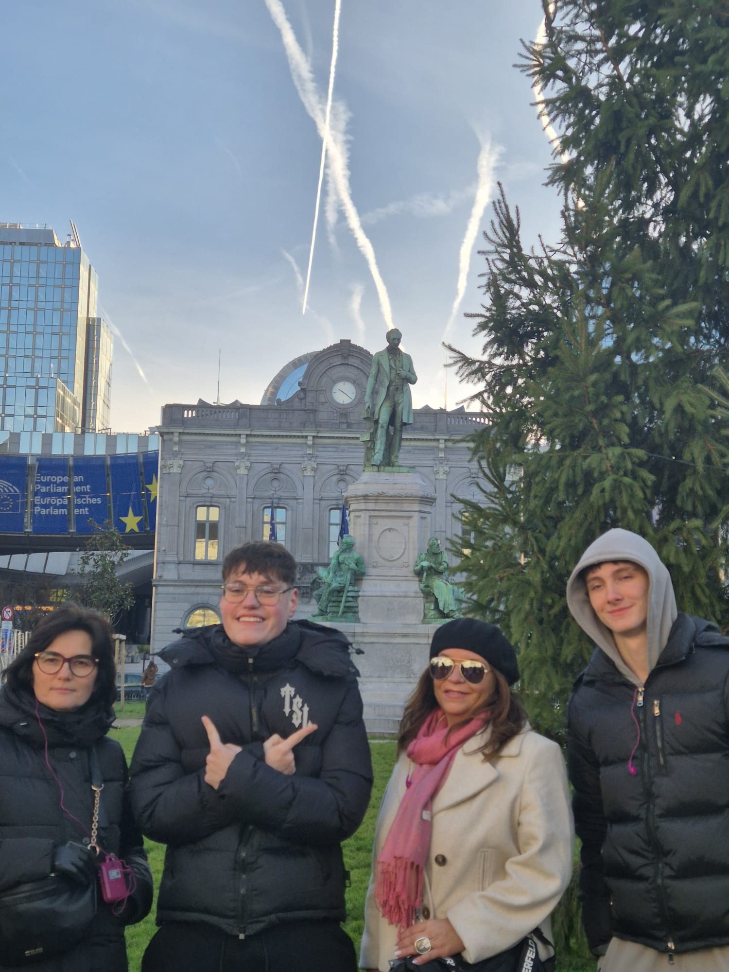 595113624_1302828151650063_6563673959186484283_n