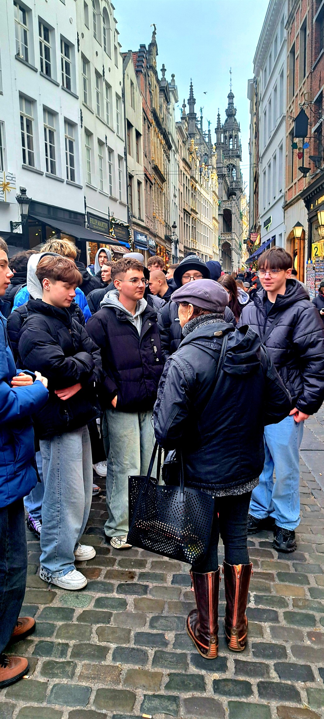 595173975_1302828471650031_7994095224011701678_n