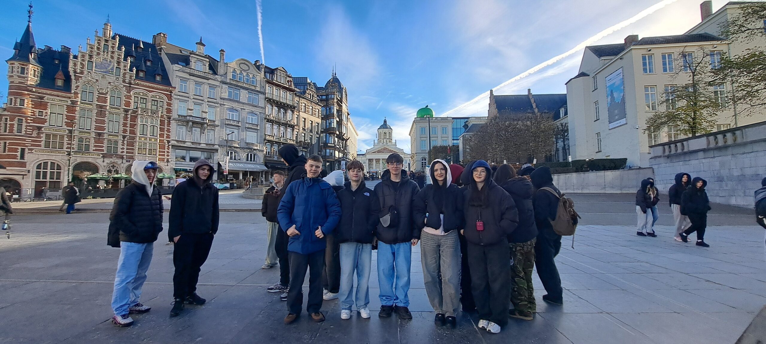 595251777_1302828751650003_5696468386073602404_n