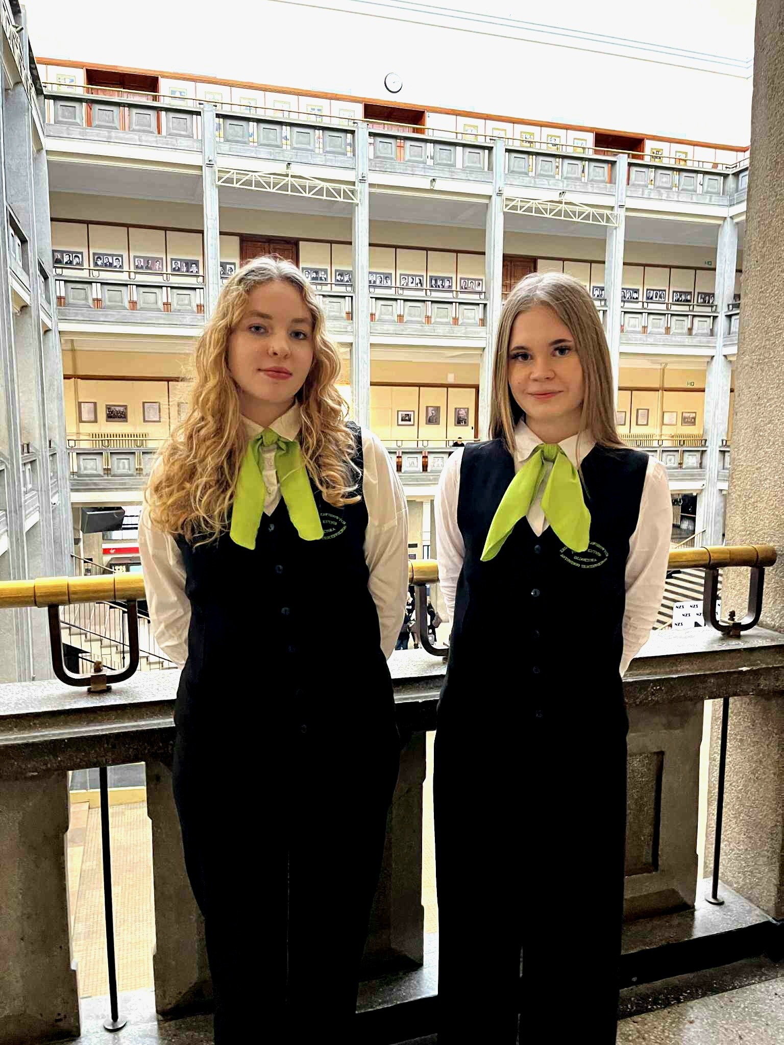 596816315_1306479607951584_6476447816673670190_n