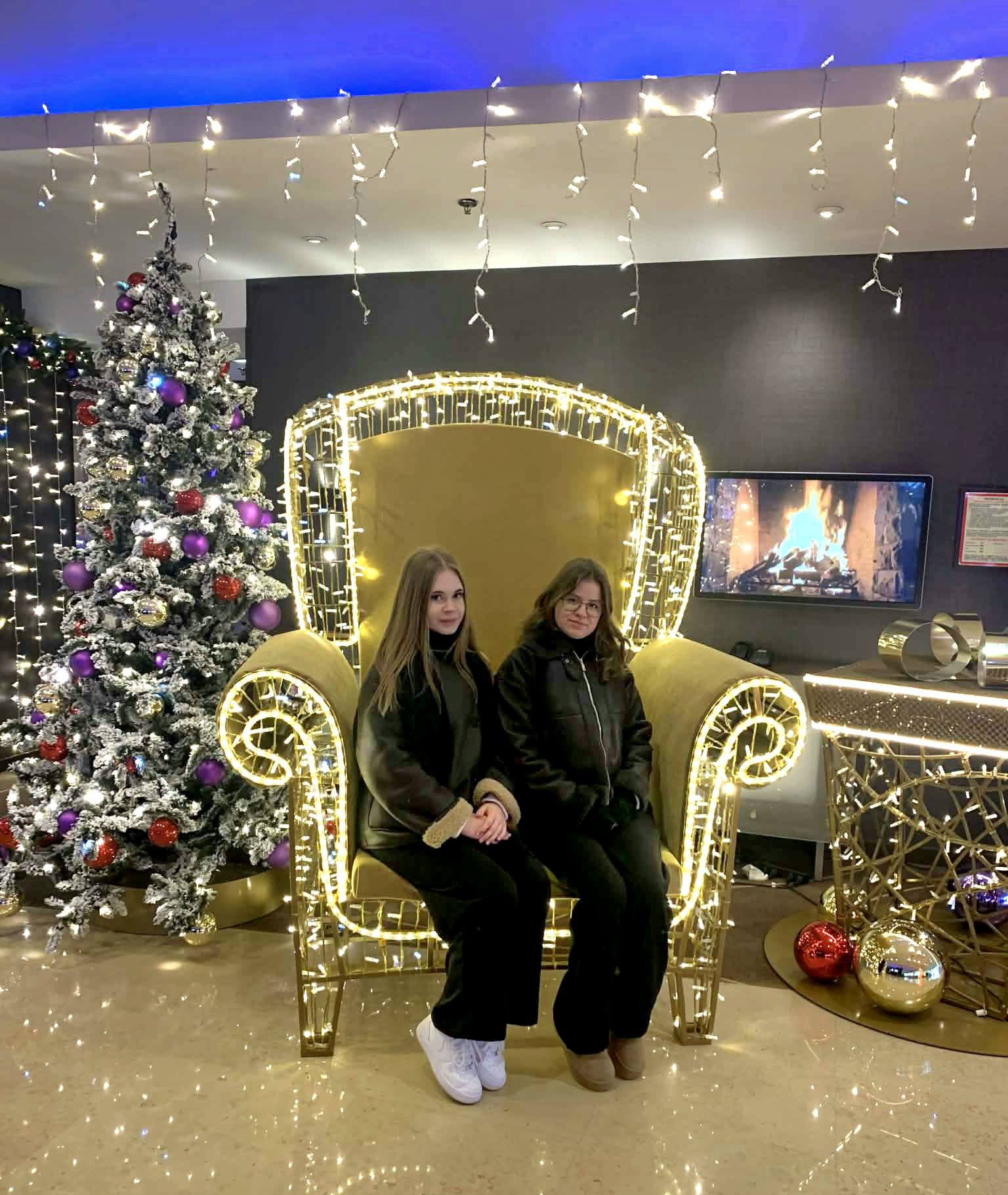 597424245_1305000471432831_2081695485496498255_n