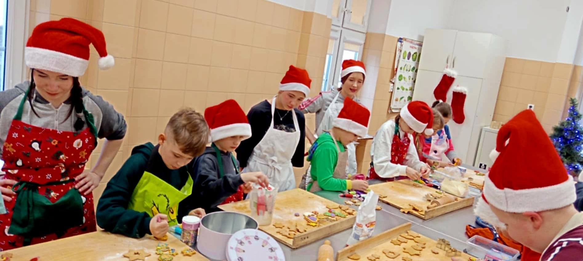 600282528_1307225647876980_1312154703146657210_n