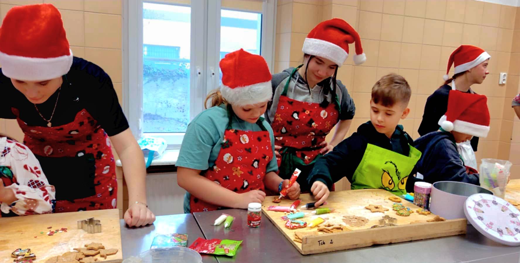 600333007_1307225381210340_234550878278270568_n