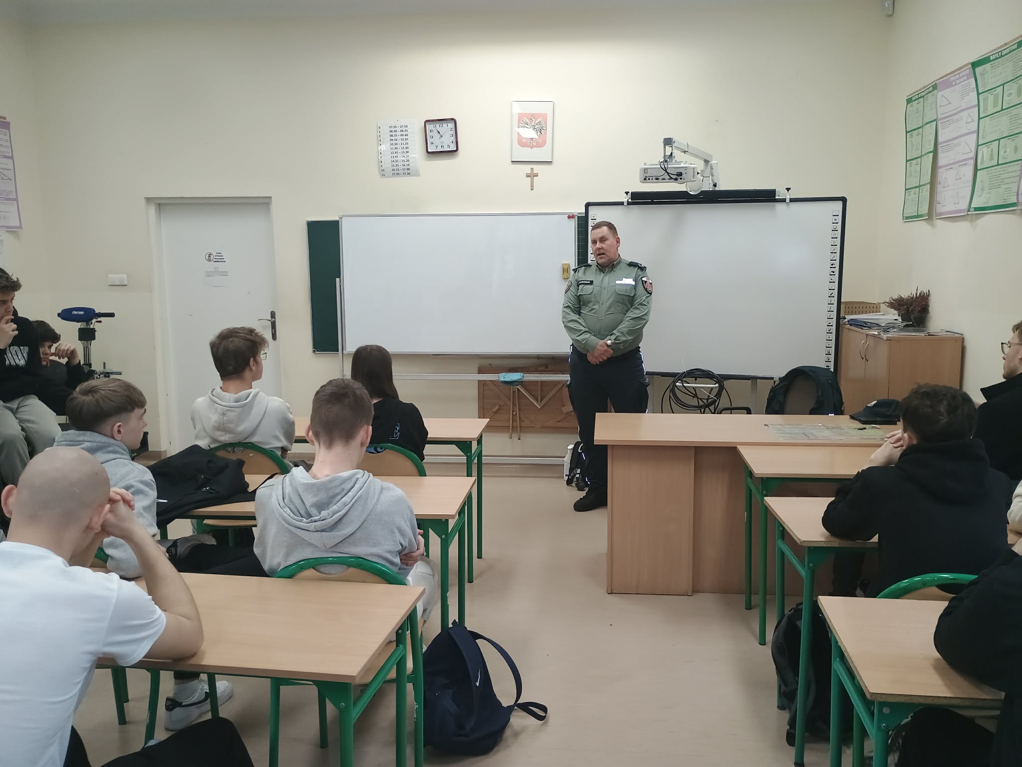 9ae04fb9-2730-431b-b771-f3ef76123a7f