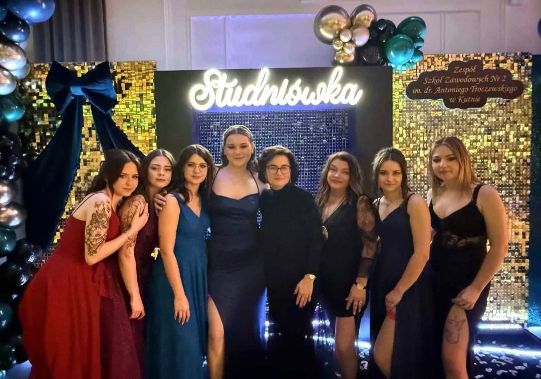 628021062_1346365057296372_3124851948979786583_n