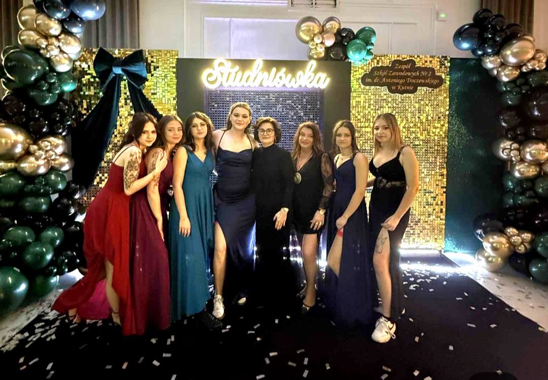 628110863_1346365830629628_2527678511292474035_n