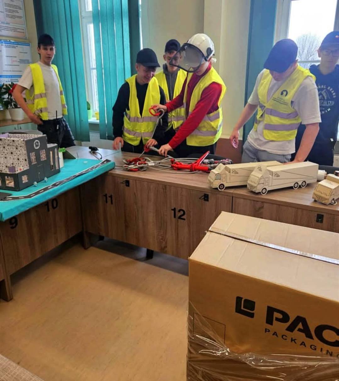 633393776_1353103693289175_2029917441229508980_n