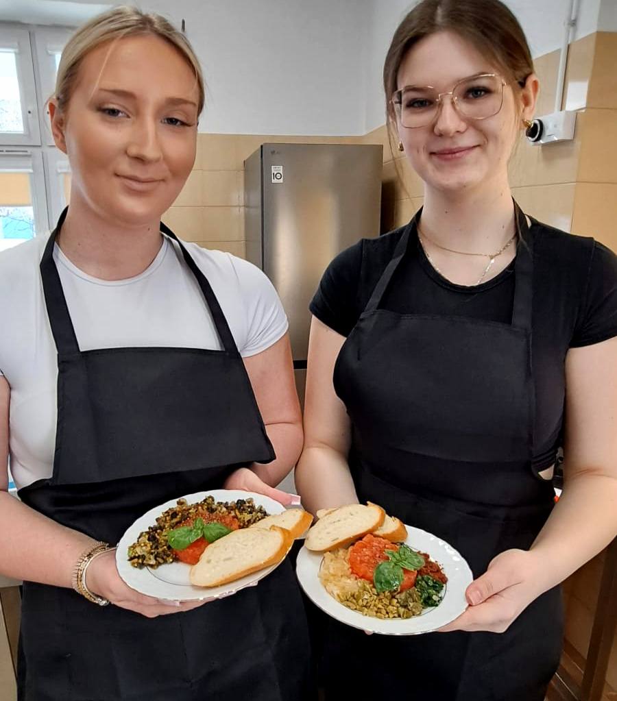 648727229_1373686911230853_7955962596834148604_n