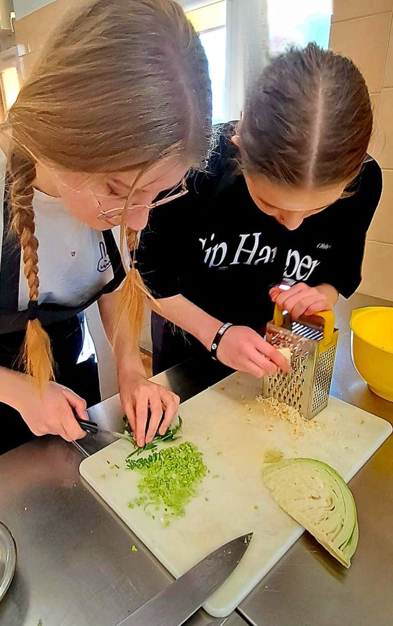 649543522_1373687334564144_109153407179990208_n