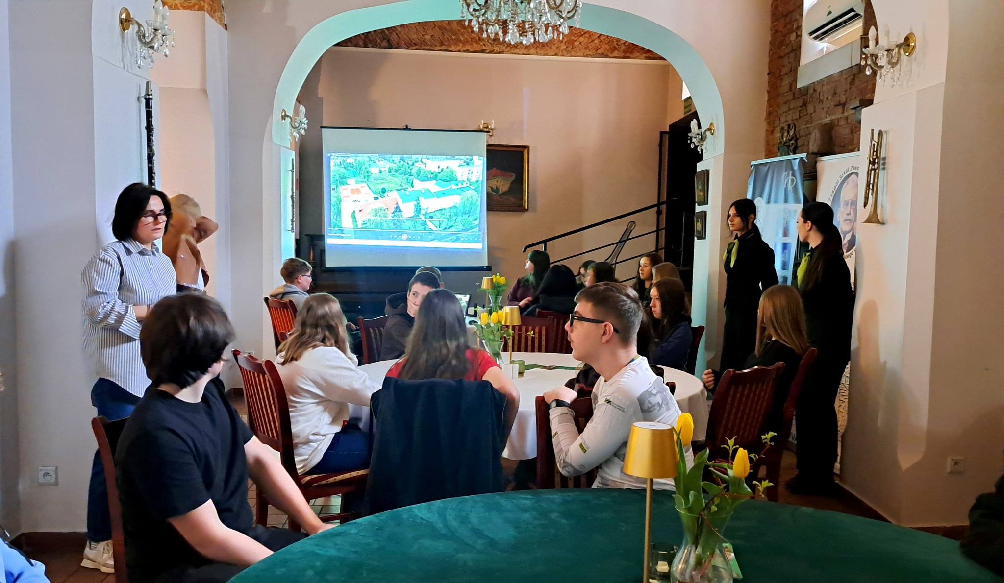 652338064_1381089660490578_2191754592009465748_n