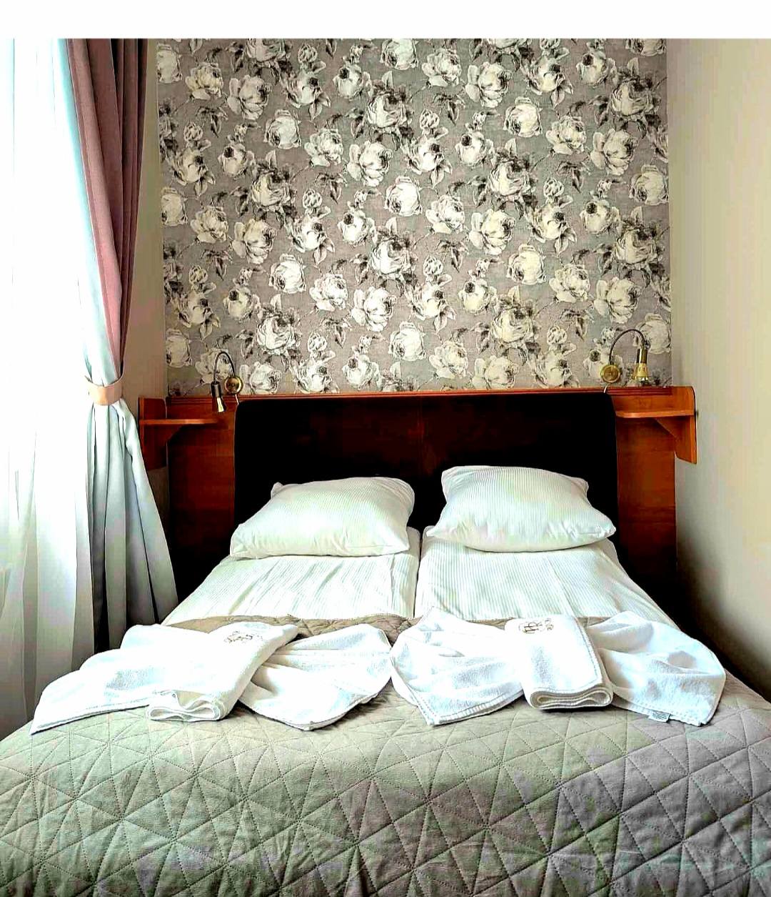 653876752_1381089403823937_2086845572361143685_n