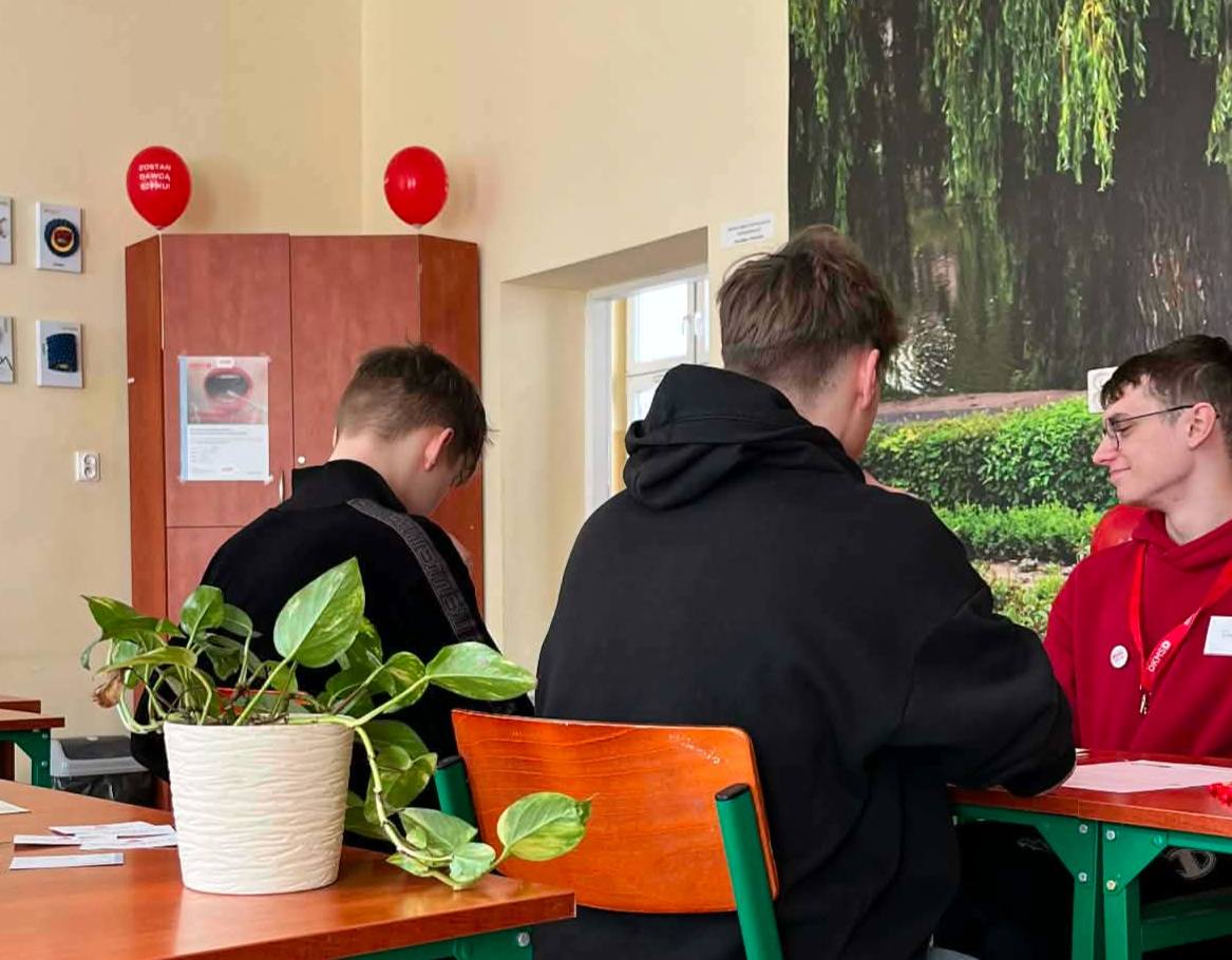 660119473_1387845043148373_8516392708539909632_n