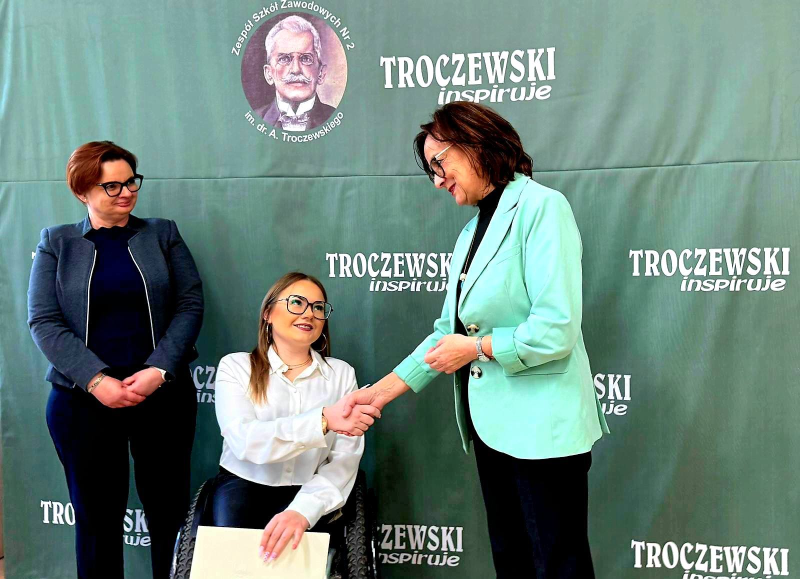 671180981_1402504338349110_593478137822151312_n