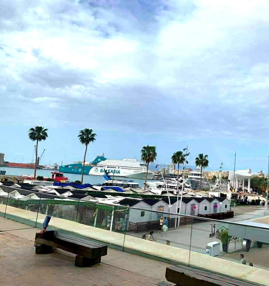 671229917_1402563708343173_544275554584536039_n