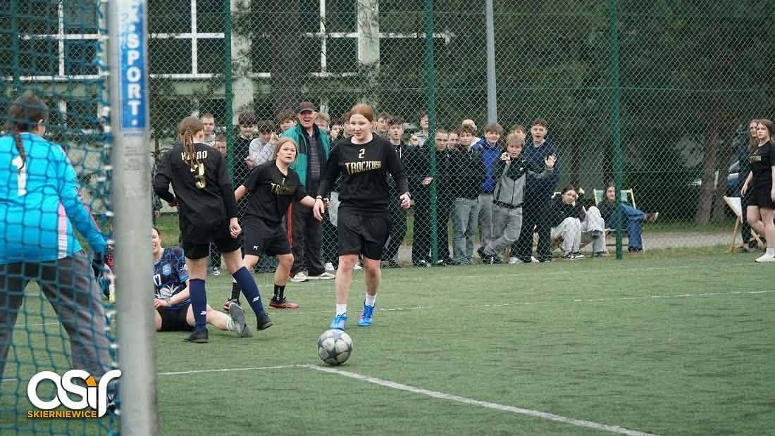 671538426_1403306314935579_6740720866616119689_n