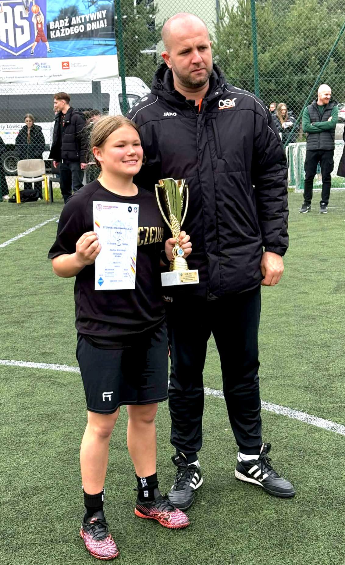 672671735_1403305321602345_4811047474686701338_n