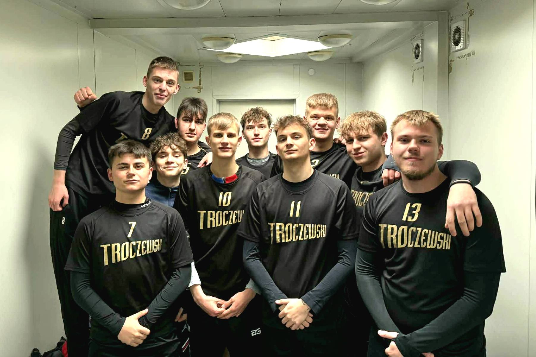 672674039_1401095975156613_1932433444934444618_n