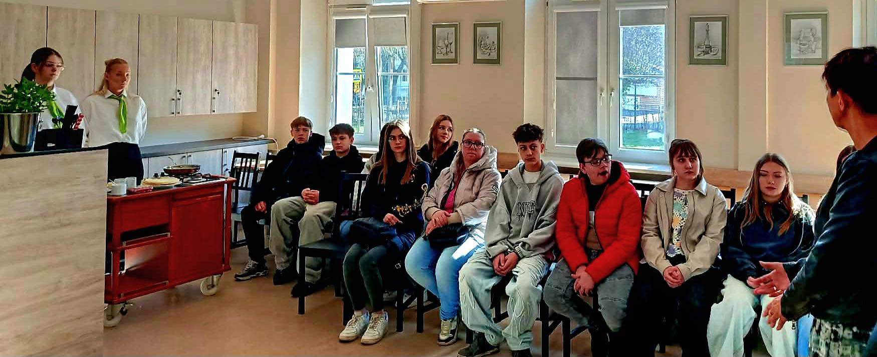 672682338_2474172389702948_2248759748904752648_n