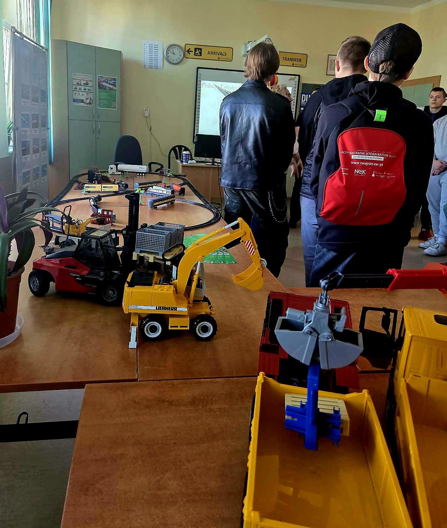 673701716_985791287690975_8081429410412313505_n