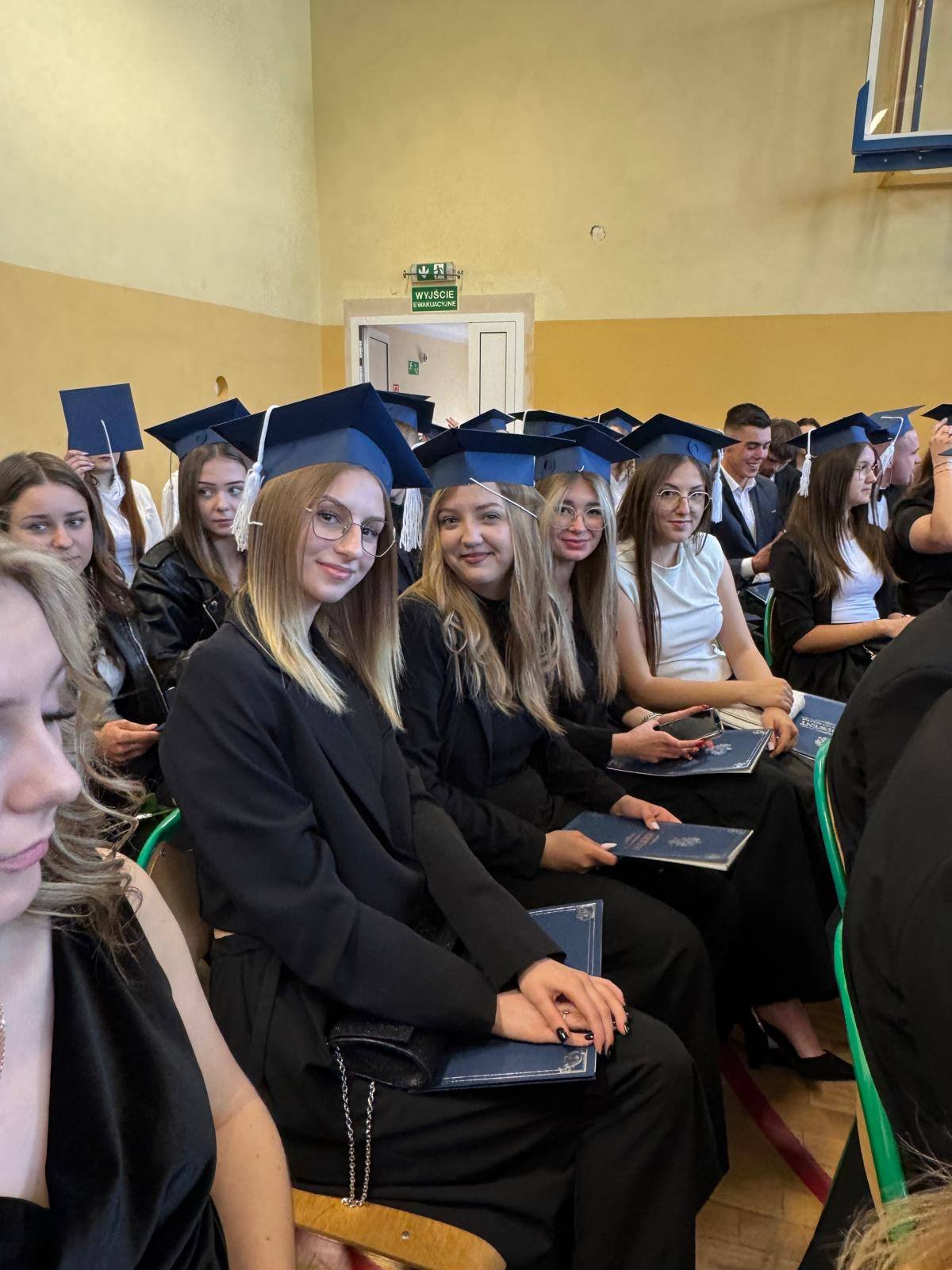 678364552_1410509897548554_2619434399885144795_n